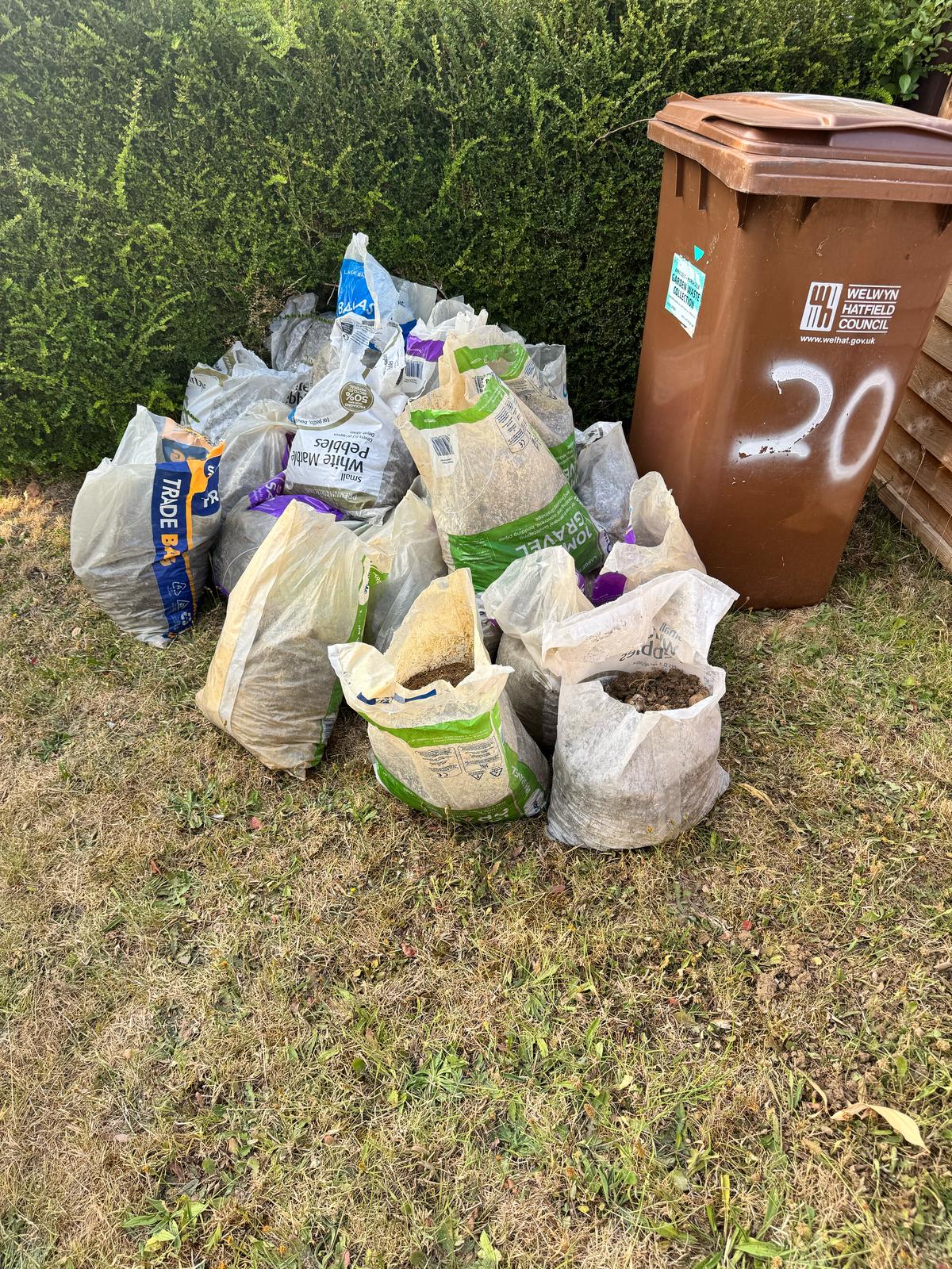 Rubbish removal in Welwyn